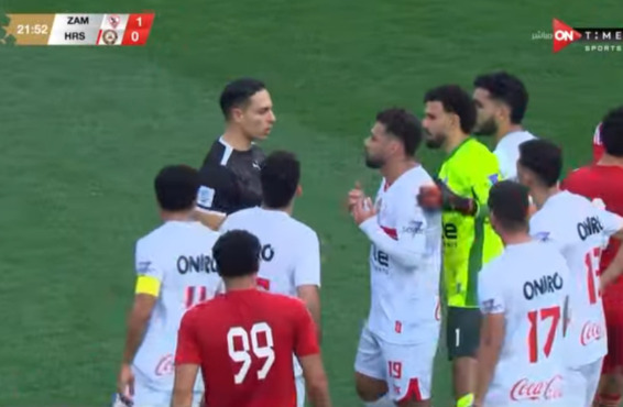 خالد الغندور يفتح النار على حكم مباراة الزمالك وحرس الحدود في الدوري!! فيديو وصورة