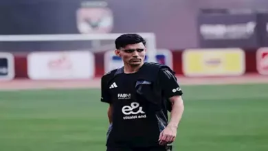 ترقب في الأهلي لـ أشرف بن شرقي بسبب الزمالك!