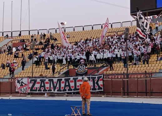 "نادر مين يا عم صورة إمام أهم".. جمهور الزمالك يفتح النار على حكم مباراة بتروجيت بالدوري!! فيديوهات