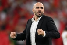 وليد الركراكي يوجه صدمة لنجم الأهلي ويستبعده من قائمة منتخب المغرب!