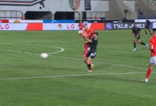 الأهلي بتجاوز بتروجيت بصعوبة بالغة في الدوري ويقلص الفارق مع بيراميدز