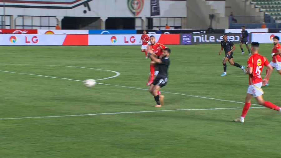 الأهلي بتجاوز بتروجيت بصعوبة بالغة في الدوري ويقلص الفارق مع بيراميدز