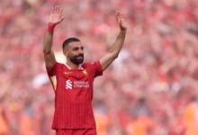 محمد صلاح يوجه رسالة مؤثرة لشعب مصر بعد تتويجه بجائزة لاعب العام في الدوري الإنجليزي