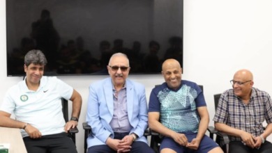 جلسة مفاجئة قبل موقعة بيراميدز.. خالد الغندور يكشف ما دار بين رئيس البنك الأهلي واللاعبين