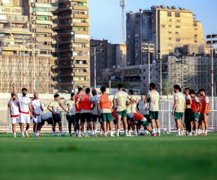 فرمان من ايمن الرمادي في التاسعه صباحاً للاعبي الزمالك بعد نهاية الدوري 1 فرمان من ايمن الرمادي في التاسعه صباحاً للاعبي الزمالك بعد نهاية الدوري