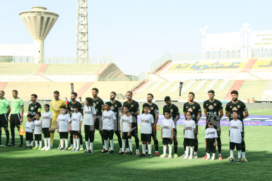 غياب في الملعب.. وحضور في المدرجات: ثلاثي الزمالك يساند الفريق من المقصورة 1 غياب في الملعب.. وحضور في المدرجات: ثلاثي الزمالك يساند الفريق من المقصورة