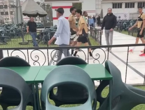 زيزو ينشر صورة من داخل الزمالك رغم انقطاعه عن التدريبات 1 زيزو ينشر صورة من داخل الزمالك رغم انقطاعه عن التدريبات