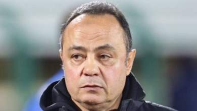بوست ناري من طارق يحيى عن تأجيل نهائي الزمالك وبيراميدز