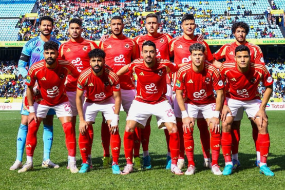 مفاجأة مُدوية.. نجم الأهلي يرفض التجديد ويوافق على عرض بـ 270 مليون جنيهًا للمشاركة في مونديال الأندية! فيديو 1 مفاجأة مُدوية.. نجم الأهلي يرفض التجديد ويوافق على عرض بـ 270 مليون جنيهًا للمشاركة في مونديال الأندية! فيديو