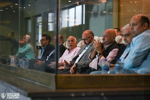 صراع في الكواليس واجتماعات مستمرة.. الزمالك يقترب من قرار مصيري بشأن بيسيرو وسط انقسام حاد 1 صراع في الكواليس واجتماعات مستمرة.. الزمالك يقترب من قرار مصيري بشأن بيسيرو وسط انقسام حاد