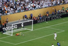 ياسين بونو يكتب التاريخ.. الهلال يفرض التعادل على ريال مدريد!