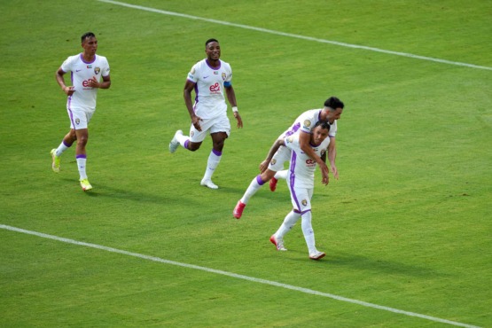 العين يصنع المجد الآسيوي.. أول نادٍ خليجي يفوز في نظام كأس العالم الجديد! 1 العين يصنع المجد الآسيوي.. أول نادٍ خليجي يفوز في نظام كأس العالم الجديد!