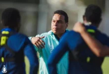اعتداء عنيف على حسام البدري وجهاز أهلي طرابلس في ليبيا وإصابات خطيرة!! صور