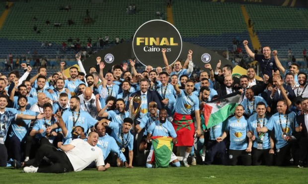 رابطة الأندية تكشف موقف بيراميدز من السوبر المصري بعد تتويج سيراميكا كليوباترا بكأس عاصمة مصر 1 رابطة الأندية تكشف موقف بيراميدز من السوبر المصري بعد تتويج سيراميكا كليوباترا بكأس عاصمة مصر