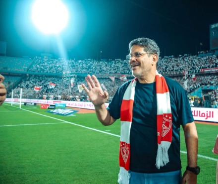 ايمن الرمادي يرحل عن الزمالك بعد التتويج بلقب كأس مصر؟ أحمد سالم يكشف الحقيقة 1 ايمن الرمادي يرحل عن الزمالك بعد التتويج بلقب كأس مصر؟ أحمد سالم يكشف الحقيقة