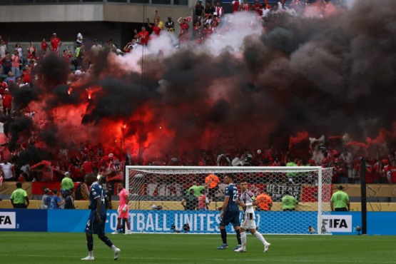 الوداد يلحق بالاهلي فضحية جديدة في كأس العالم للأندية 1 الوداد يلحق بالاهلي فضحية جديدة في كأس العالم للأندية