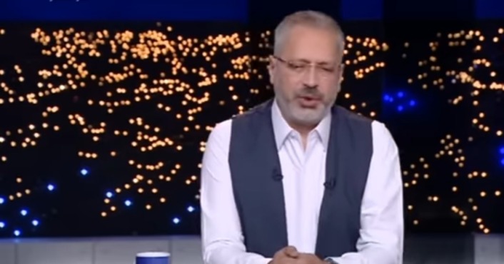 تامر أمين غاضب: دعمتم الزمالك وبيراميدز.. ليه الأهلي بس اللي حلال فيه الشماتة؟ 1 تامر أمين غاضب: دعمتم الزمالك وبيراميدز.. ليه الأهلي بس اللي حلال فيه الشماتة؟