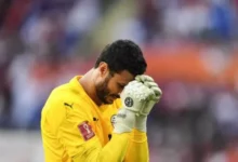"هو أنا مش موجود؟!".. غضب محمد الشناوي بعد طرده من منصة المؤتمر الصحفي لمباراة الأهلي وإنتر ميامي! فيديو