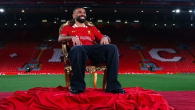 محمد صلاح يشارك لحظة من عطلته الصيفية رفقة حجازي ونجم الزمالك - صور