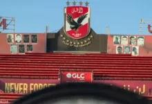 "القلعة الحمرا" تشتعل.. كواليس انفجار أزمة بين شركة الكرة ومسؤولي الأهلي وتهديدات علنية!