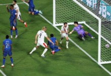 مدحت شلبي يشعل مواقع التواصل الاجتماعي بتعليق مثير للجدل على حكم مباراة الهلال ومانشستر سيتي