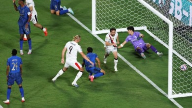 مدحت شلبي يشعل مواقع التواصل الاجتماعي بتعليق مثير للجدل على حكم مباراة الهلال ومانشستر سيتي