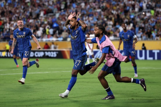 للتاريخ.. الهلال يُسقط مانشستر سيتي ويتأهل لربع النهائي في ملحمة كروية نادرة!