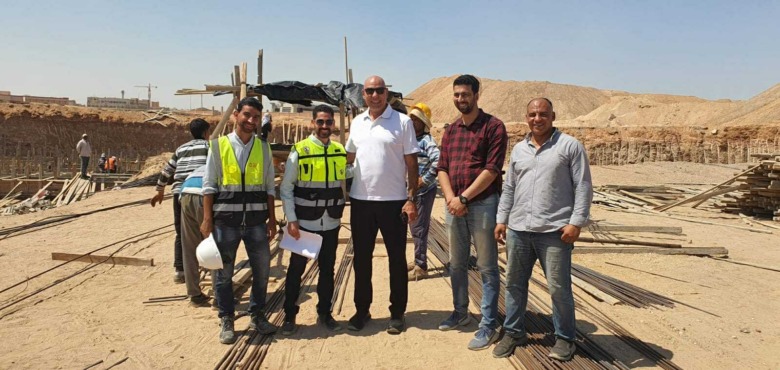 هشام نصر يتفقد سير العمل بفرع أكتوبر.. وبدء تشييد ملاعب كرة القدم (صور) 1 هشام نصر يتفقد سير العمل بفرع أكتوبر.. وبدء تشييد ملاعب كرة القدم (صور)