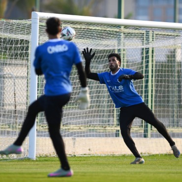 حراس الزمالك يخطفون الأنظار بتدريبات قوية بقيادة لازيتش استعدادًا للموسم الجديد 1 حراس الزمالك يخطفون الأنظار بتدريبات قوية بقيادة لازيتش استعدادًا للموسم الجديد