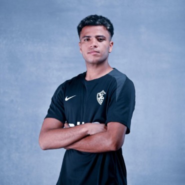 الزمالك يقتنص موهبة البنك الأهلي أحمد ربيع رسميًا بعقد طويل الأمد 1 الزمالك يقتنص موهبة البنك الأهلي أحمد ربيع رسميًا بعقد طويل الأمد