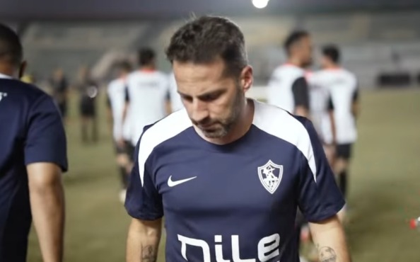 يانيك فيريرا يفاجئ لاعبي الزمالك قبل ودية رع بقرار مفاجئ