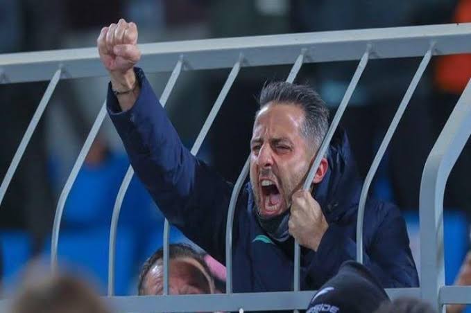 جلسة نارية من فيريرا مع لاعبي الزمالك: التزموا بالخطة 1 جلسة نارية من فيريرا مع لاعبي الزمالك: التزموا بالخطة