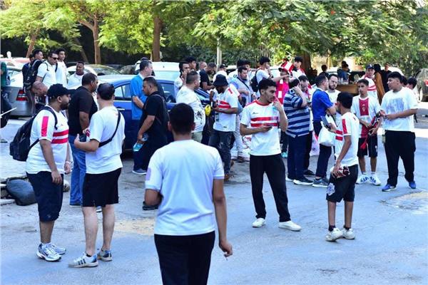 حافلات جماهير الزمالك تنطلق للإسماعيليه لحضور مباراة مودرن سبورت