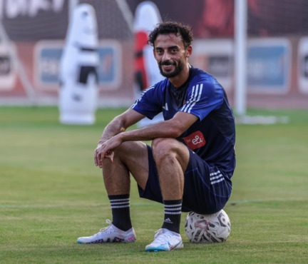 موقف أحمد عبد القادر من وديتي الأهلي اليوم!