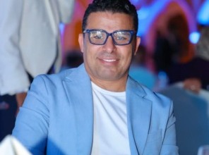ليس ألفينا.. خالد الغندور يتغنى بصفقة الزمالك الجديدة.. "جعان كورة" - صورة