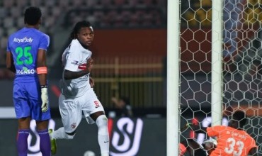 مستغلًا تعثر منافسيه.. الزمالك يتصدر الدوري بالفوز على فاركو