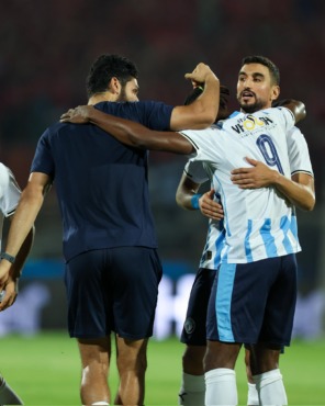 شاهد أهداف فوز بيراميدز على الأهلي في الدوري- فيديو 1 شاهد أهداف فوز بيراميدز على الأهلي في الدوري- فيديو