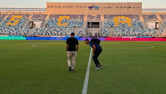 الزمالك يصل ستاد هيئة قناة السويس لمواجهة سيراميكا.. وإجراء عاجل من الجهاز الفني- فيديو وصور