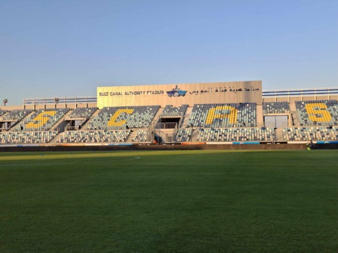 شاهد إستعدادات ستاد هيئة قناة السويس لاستضافة مباراة الزمالك وسيراميكا في افتتاح الدوري- صور