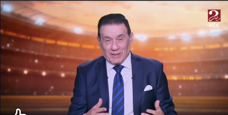 رد مدحت شلبي على الهجوم ضده بعد تصريحاته عن الخطيب.. "أكل العيش مُر يا كابتن جيمي"