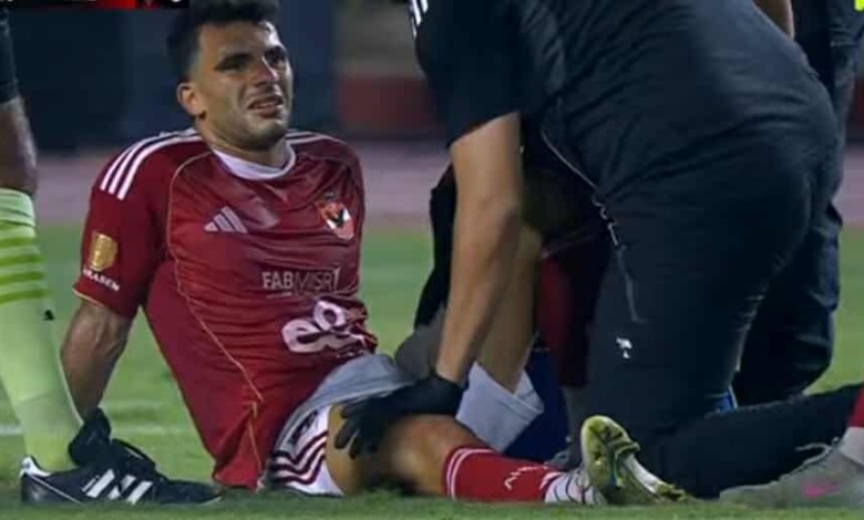 إصابة قويه لـ زيزو وتغييره في مباراة الأهلي وإنبي بالدوري 1 إصابة قويه لـ زيزو وتغييره في مباراة الأهلي وإنبي بالدوري