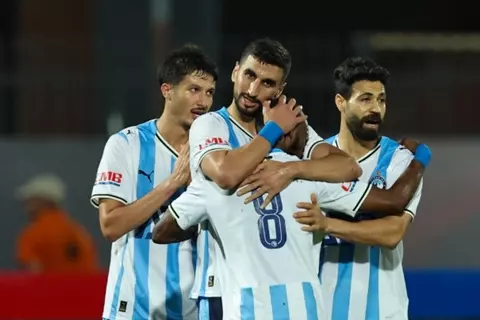 قائمة بيراميدز لمواجهة أوكلاند سيتي في بطولة كأس الإنتركونتيننتال.. موقف رمضان صبحي