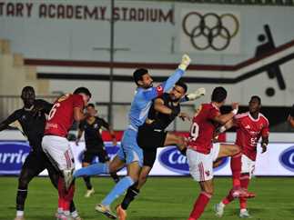شاهد أهداف تعادل الأهلي أمام بتروجيت في الدوري- فيديو 1 شاهد أهداف تعادل الأهلي أمام بتروجيت في الدوري- فيديو