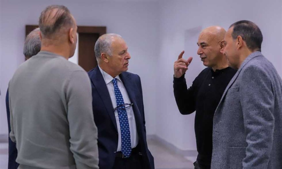 مفاجأة.. هاني أبو ريدة يحسم الجدل بشأن مصير حسام حسن في كأس العالم!