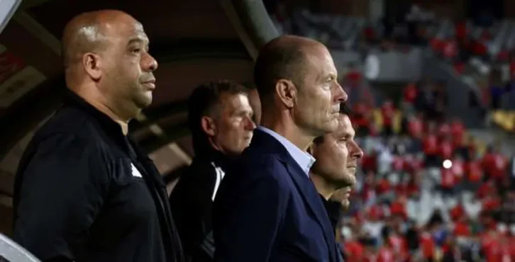 عضو الجهاز الفني للأهلي يعلن رحيله عن منصبه قبل مواجهة شبيبة القبائل 1 عضو الجهاز الفني للأهلي يعلن رحيله عن منصبه قبل مواجهة شبيبة القبائل