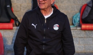 نجم الأهلي يخطر حلمي طولان بجاهزيته للمشاركة في كأس العرب