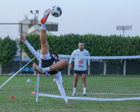 منتخب مصر المشارك في كأس العرب يختتم استعداداته لمواجهة الجزائر- صورة 5 منتخب مصر المشارك في كأس العرب يختتم استعداداته لمواجهة الجزائر- صورة