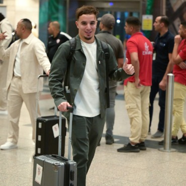 بعثة الزمالك تغادر القاهرة إلى الإمارات للمشاركة في بطولة السوبر المصري- صورة 26 بعثة الزمالك تغادر القاهرة إلى الإمارات للمشاركة في بطولة السوبر المصري- صورة