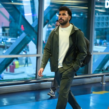 بعثة الزمالك تغادر القاهرة إلى الإمارات للمشاركة في بطولة السوبر المصري- صورة 15 بعثة الزمالك تغادر القاهرة إلى الإمارات للمشاركة في بطولة السوبر المصري- صورة