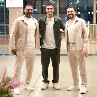 بعثة الزمالك تغادر القاهرة إلى الإمارات للمشاركة في بطولة السوبر المصري- صورة 13 بعثة الزمالك تغادر القاهرة إلى الإمارات للمشاركة في بطولة السوبر المصري- صورة